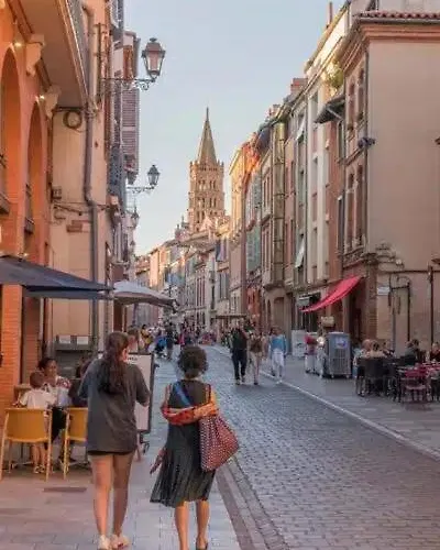 Petit A Deux Pas De La Place Du Capitole Lägenhet