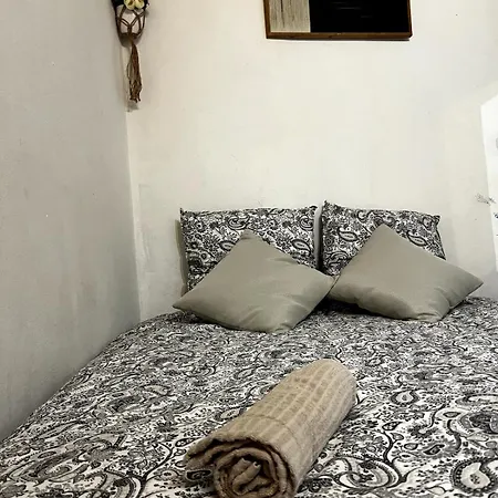 Petit A Deux Pas De La Place Du Capitole *